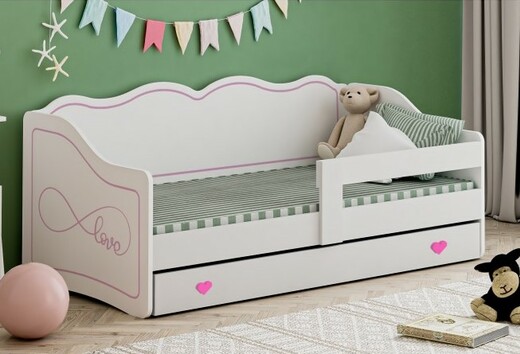 Postel pro princeznu LOVE